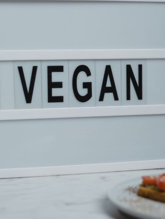 cropped-Vegans-4.jpg